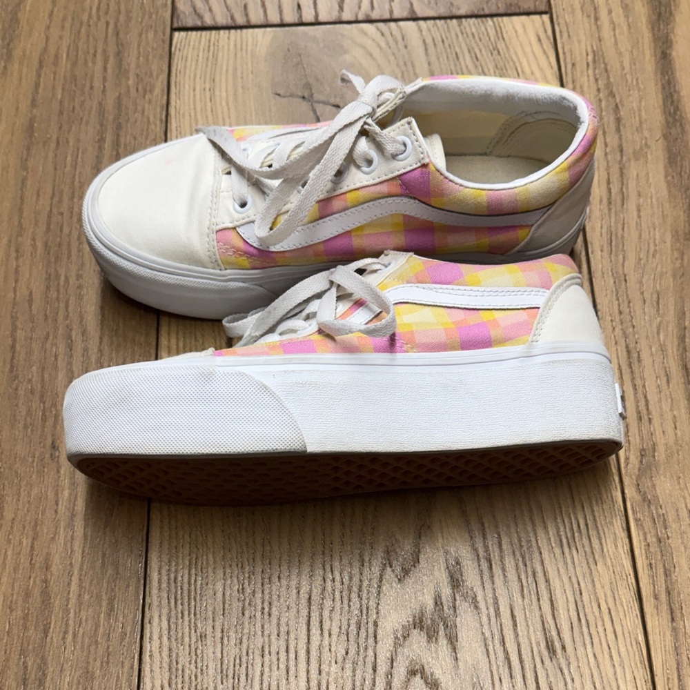 Vans - Picture 4 of 9